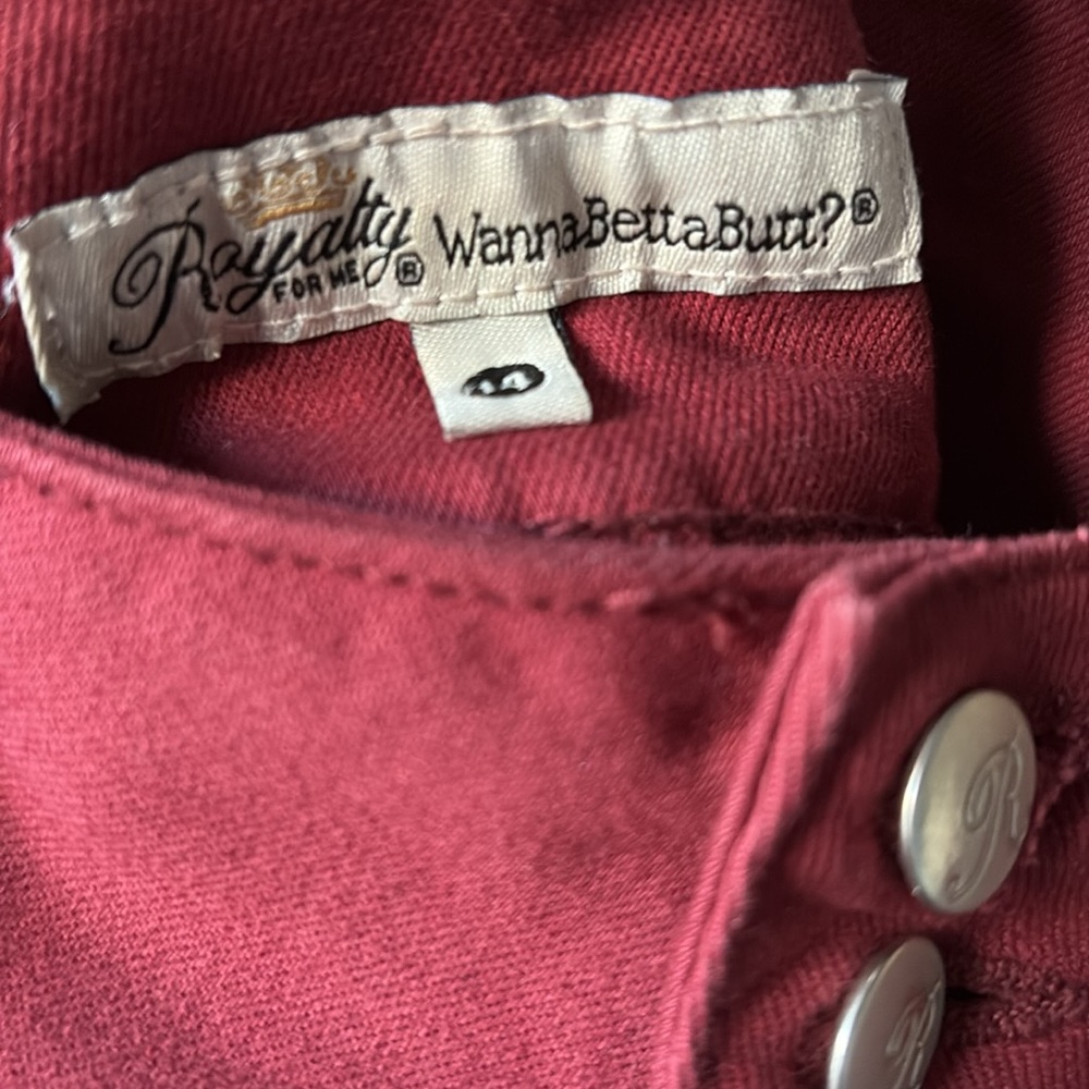 Royalty For Me WannaBettaButt Rough Cut Hem Stretch Jeans in Burgundy Shade - Picture 2 of 6